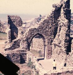 H01058 Hastings Castle looking towards St. Leonards c.1960 - Flickr - East Sussex Libraries Historical Photos.jpg